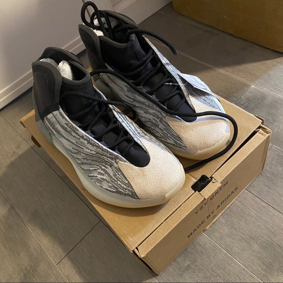 Adidas YZY QNTM - Picture 5 of 5